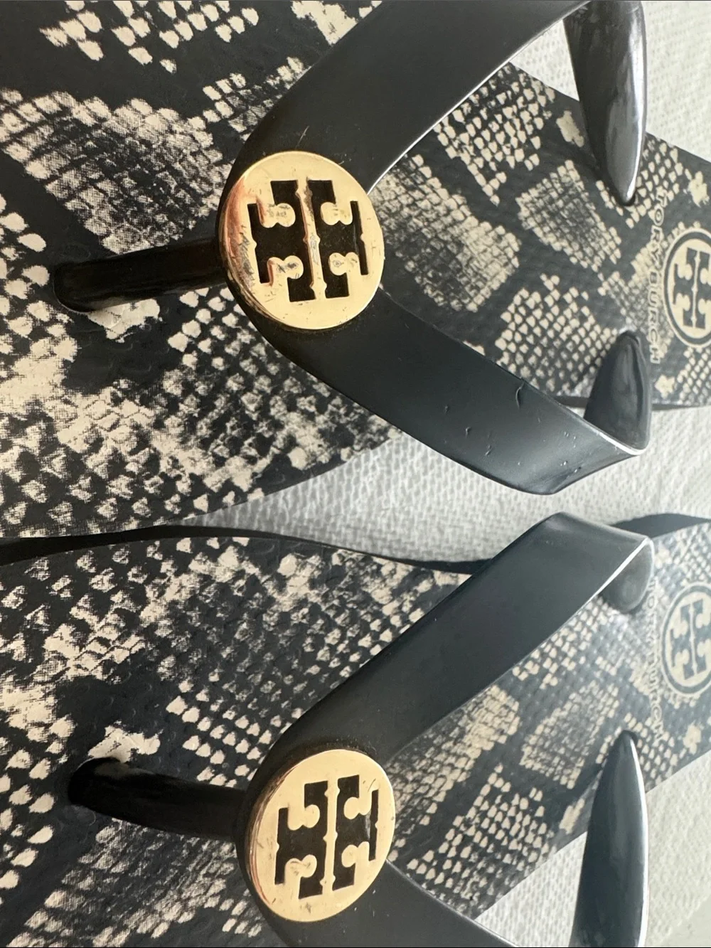 Tory Burch Black & Cream Snake-Print Thong Sandals with Gold Logo